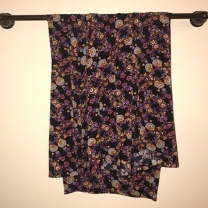 EUC black floral XXS LuLaRoe maxi skirt